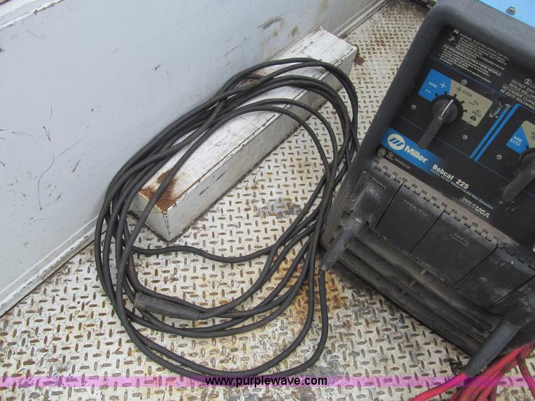 image for item G9555 2007 Ford F550 XL Super Duty service truck