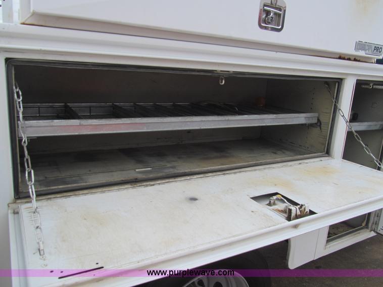 image for item G9555 2007 Ford F550 XL Super Duty service truck