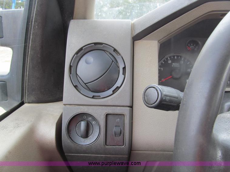 image for item G9556 2008 Ford F550 Super Duty XL service truck