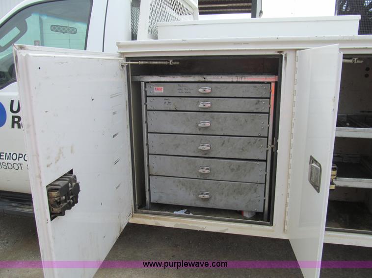 image for item G9556 2008 Ford F550 Super Duty XL service truck