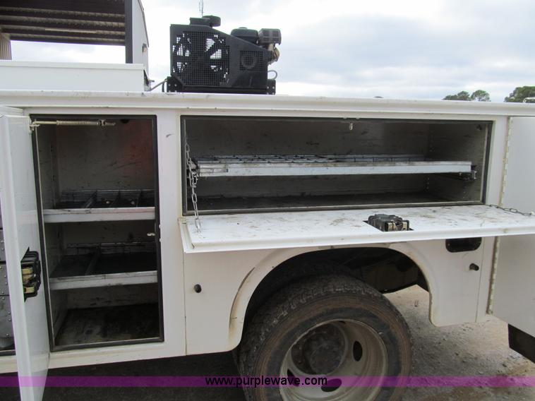 image for item G9556 2008 Ford F550 Super Duty XL service truck