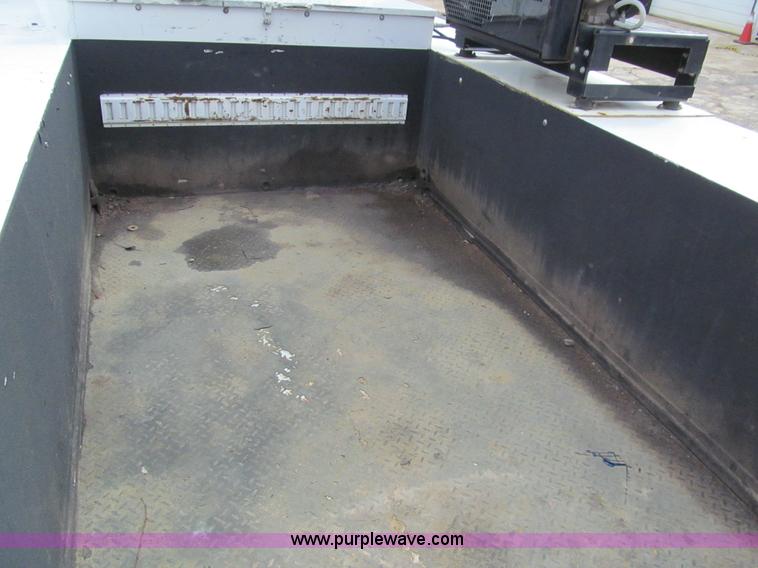 image for item G9556 2008 Ford F550 Super Duty XL service truck