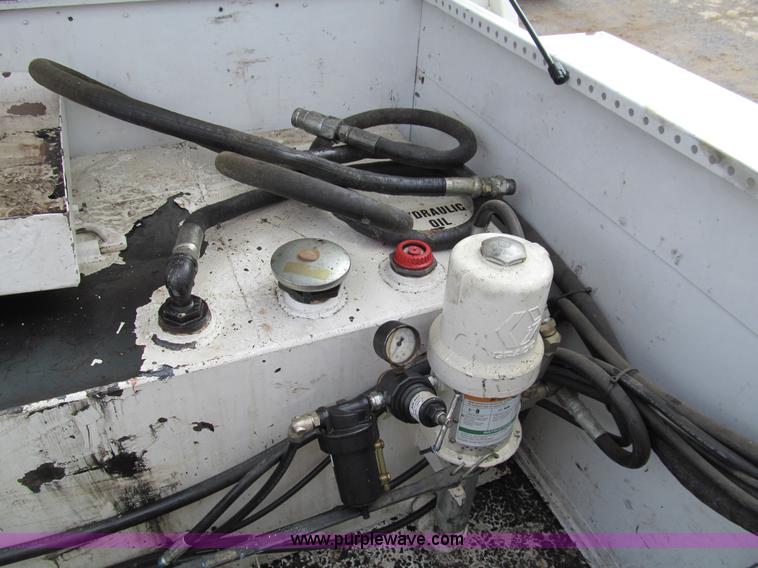 image for item G9556 2008 Ford F550 Super Duty XL service truck