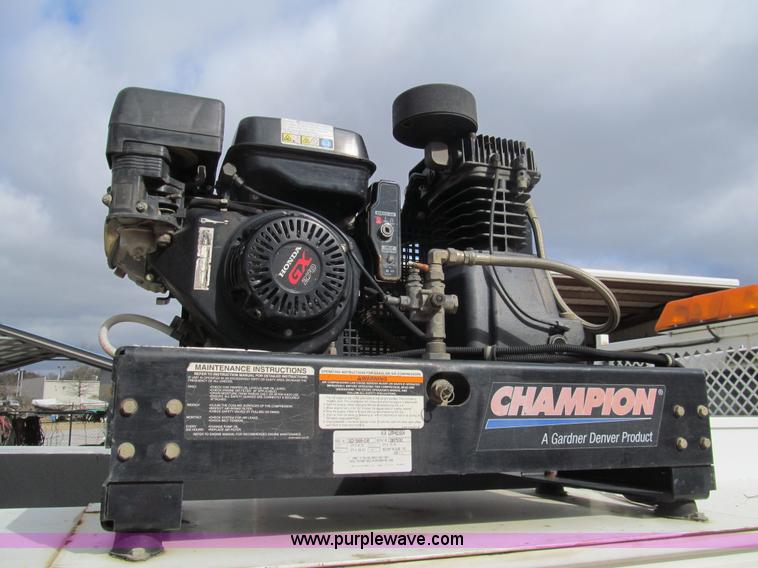 image for item G9556 2008 Ford F550 Super Duty XL service truck