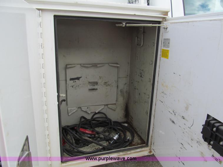 image for item G9556 2008 Ford F550 Super Duty XL service truck