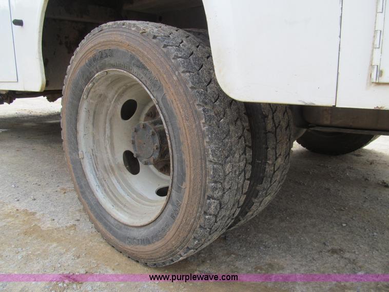 image for item G9556 2008 Ford F550 Super Duty XL service truck