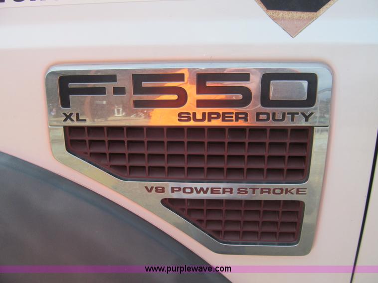image for item G9556 2008 Ford F550 Super Duty XL service truck