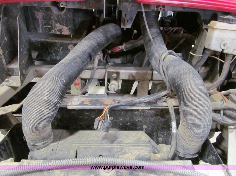 image for item G9557 2008 Club Car XRT 1550G utility vehicle