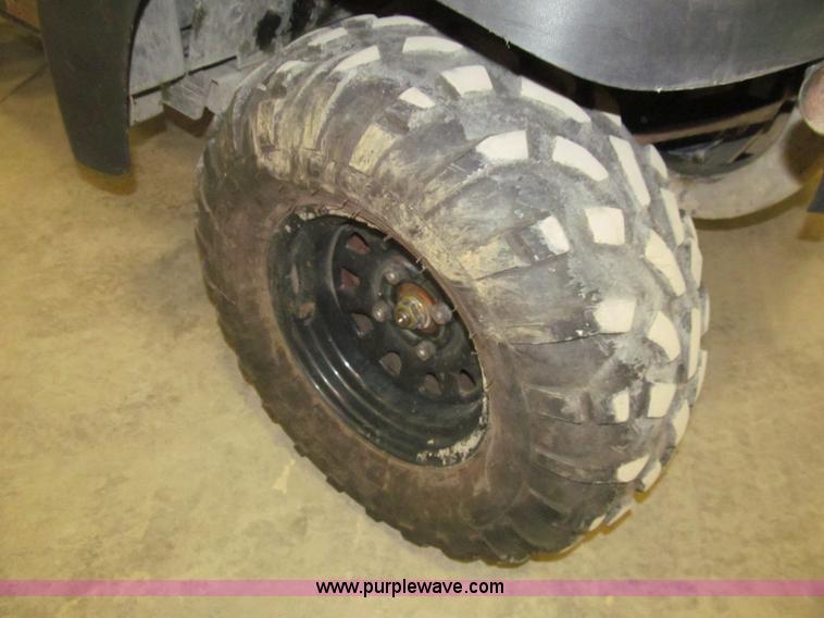 image for item G9557 2008 Club Car XRT 1550G utility vehicle