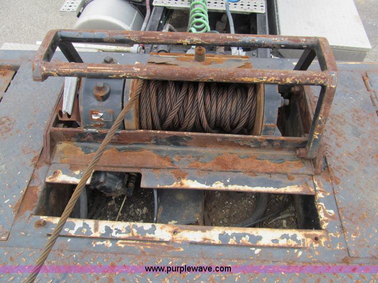 image for item G9558 2006 Trail King TK70HT482 trailer