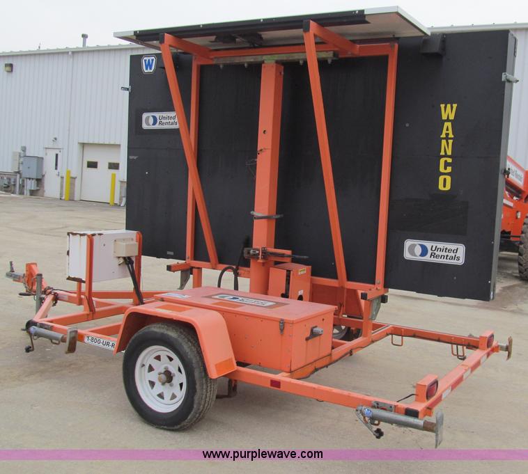 image for item G9559 2008 Wanco WTMMB solar portable sign board