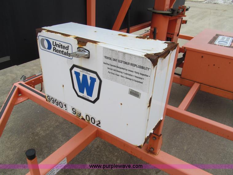 image for item G9559 2008 Wanco WTMMB solar portable sign board