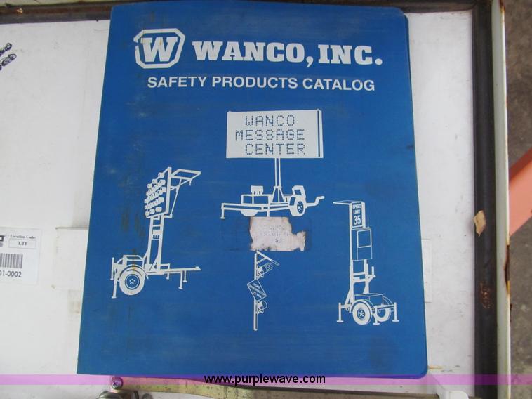 image for item G9559 2008 Wanco WTMMB solar portable sign board