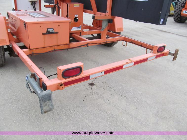 image for item G9559 2008 Wanco WTMMB solar portable sign board