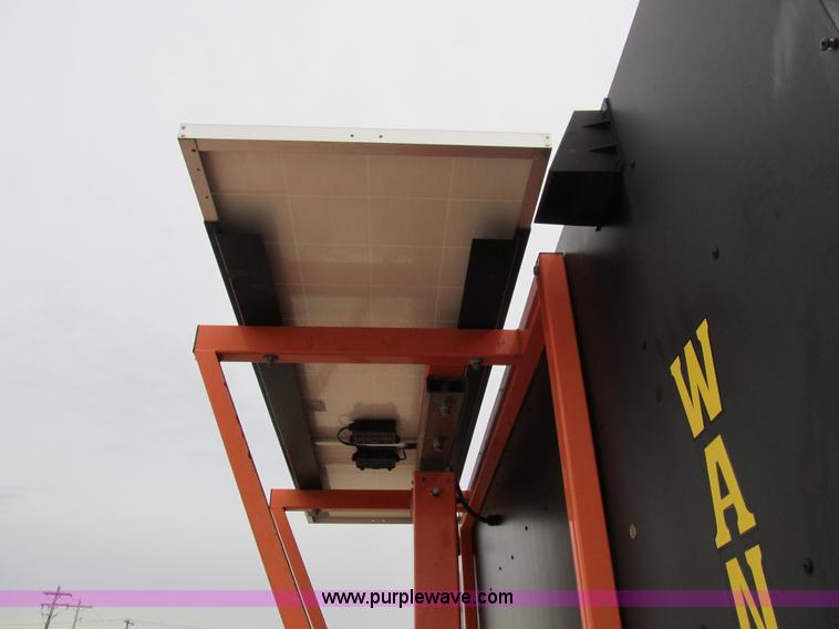 image for item G9559 2008 Wanco WTMMB solar portable sign board