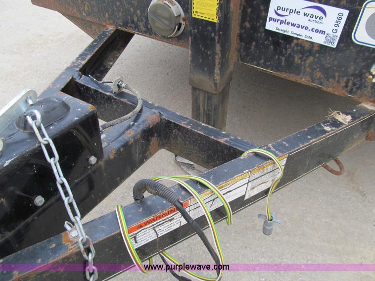 image for item G9560 2007 Mac-lander tandem axle trailer