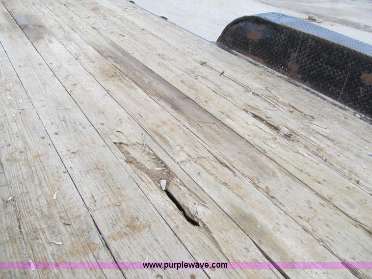 image for item G9560 2007 Mac-lander tandem axle trailer