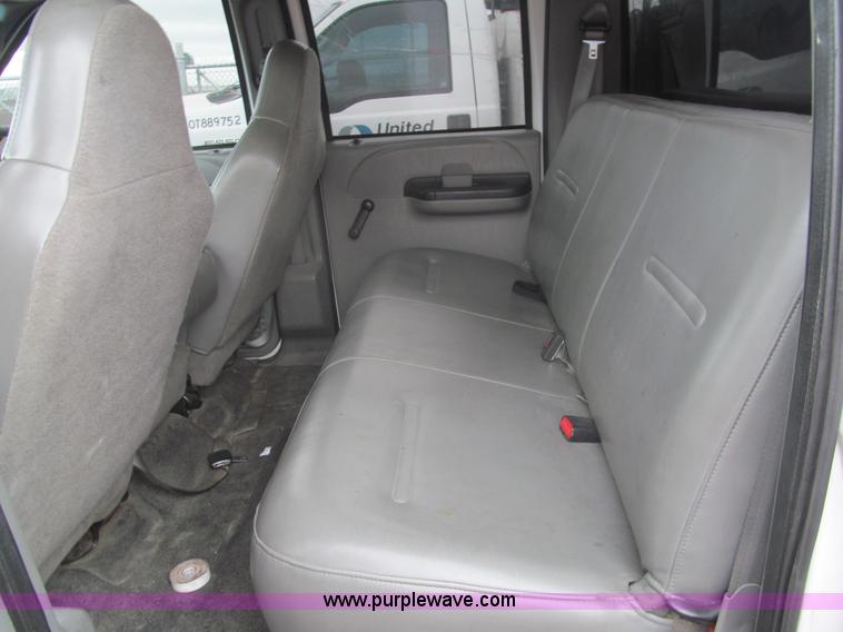 image for item G9564 2007 Ford F350 Super Duty XLT Crew Cab service truck