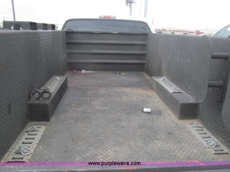 image for item G9564 2007 Ford F350 Super Duty XLT Crew Cab service truck