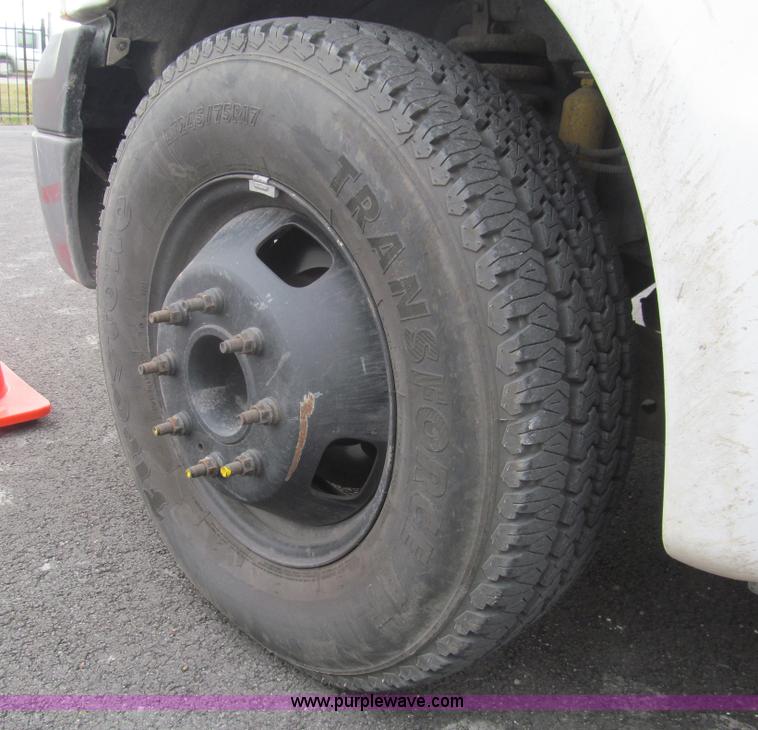 image for item G9564 2007 Ford F350 Super Duty XLT Crew Cab service truck