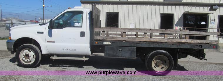 image for item G9566 2004 Ford F450 Super Duty flatbed truck