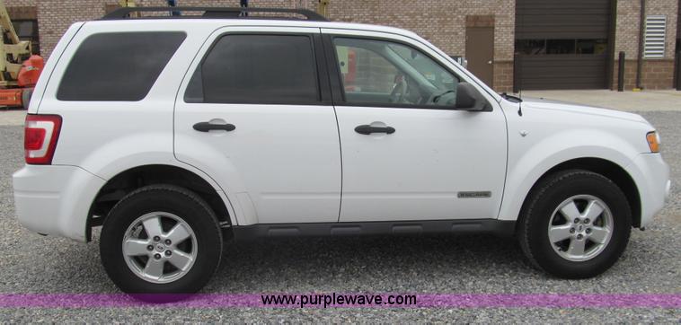 image for item G9567 2008 Ford Escape XLT SUV