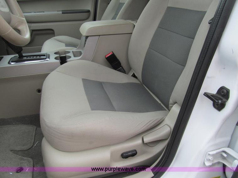 image for item G9567 2008 Ford Escape XLT SUV