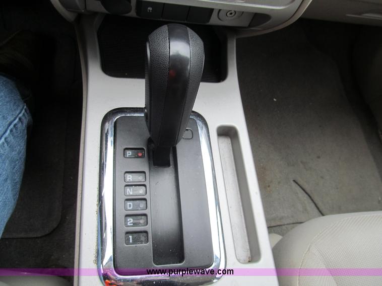 image for item G9567 2008 Ford Escape XLT SUV