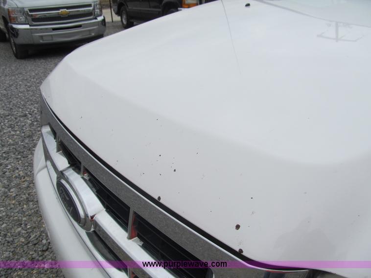 image for item G9567 2008 Ford Escape XLT SUV