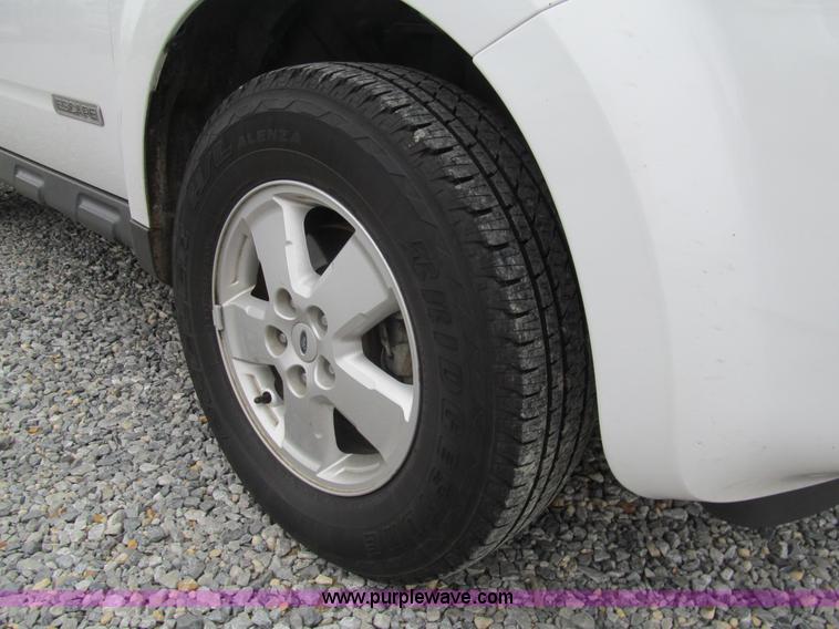 image for item G9567 2008 Ford Escape XLT SUV