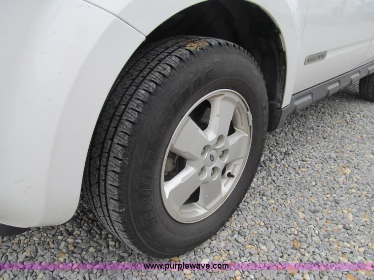 image for item G9567 2008 Ford Escape XLT SUV