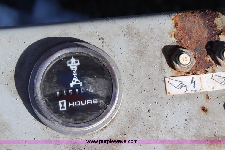 image for item H1339 2006 Skyjack SJ111 3219 electric scissor lift