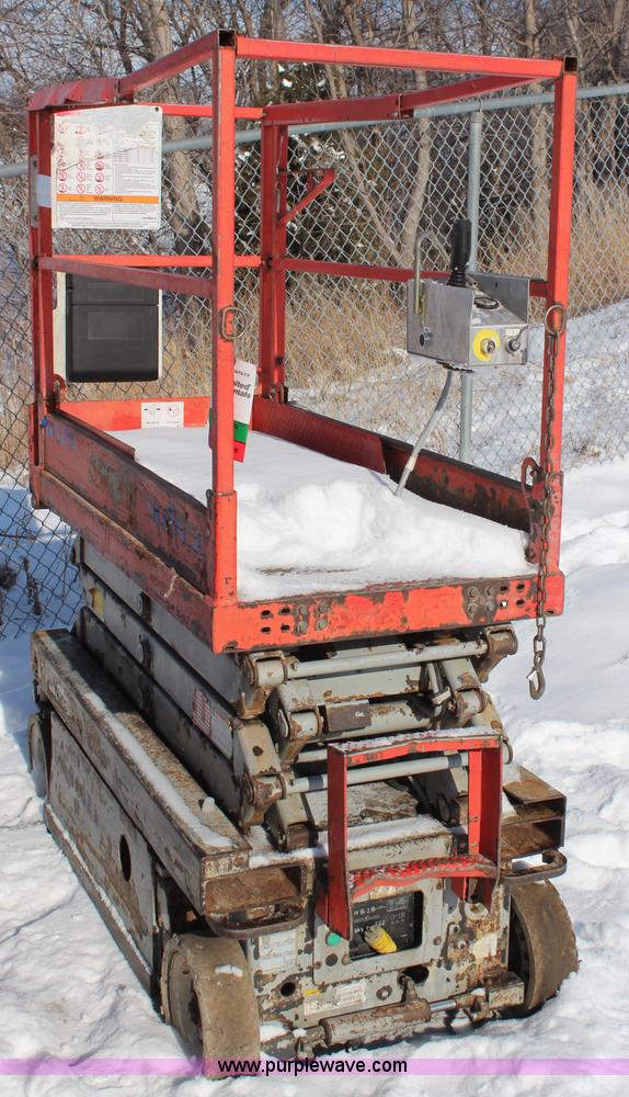 image for item H1339 2006 Skyjack SJ111 3219 electric scissor lift