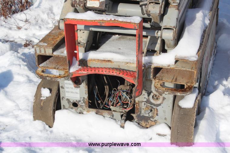 image for item H1340 2006 Skyjack SJ111 3219 electric scissor lift