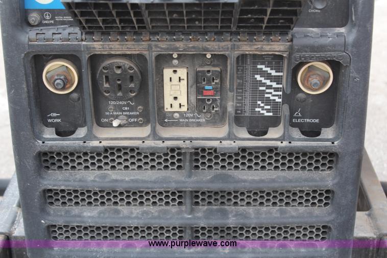 image for item H1374 2007 Miller Bobcat 250 welder/generator