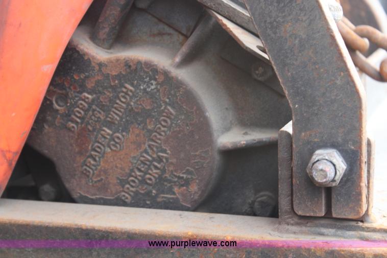 image for item H1377 2007 Freightliner Business Class M2 rollback truck