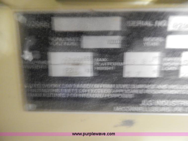 image for item I1226 2007 JLG 1930ES electric scissor lift