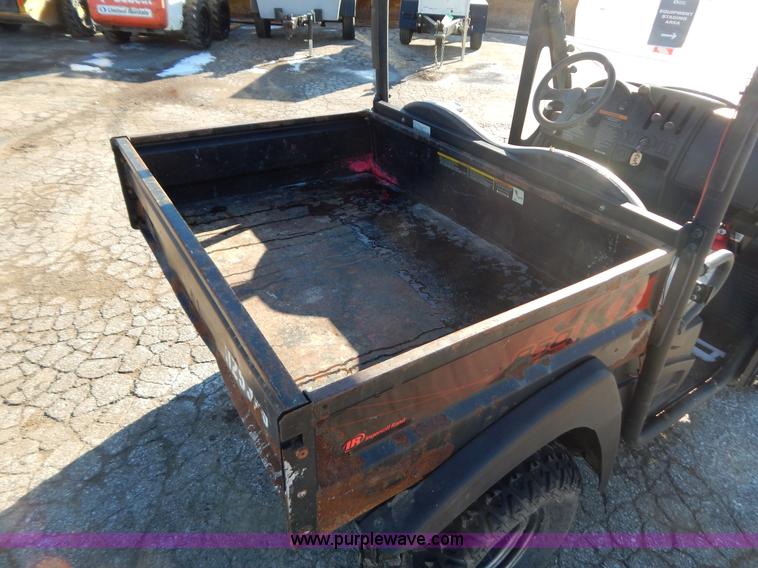 image for item I1227 2009 Club Car XRT950 utility vehicle