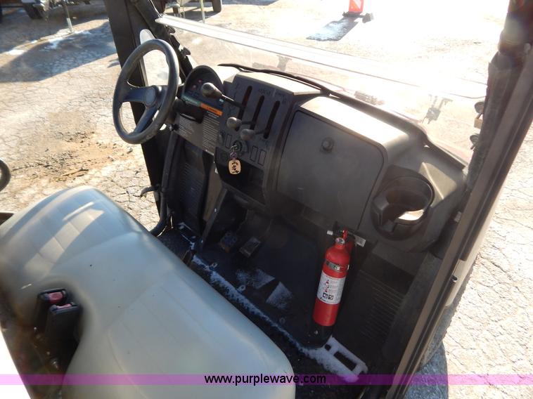 image for item I1227 2009 Club Car XRT950 utility vehicle