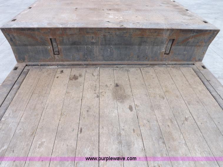 image for item I9190 2006 Ledwell LW48HT2-10-PB Hydratail trailer