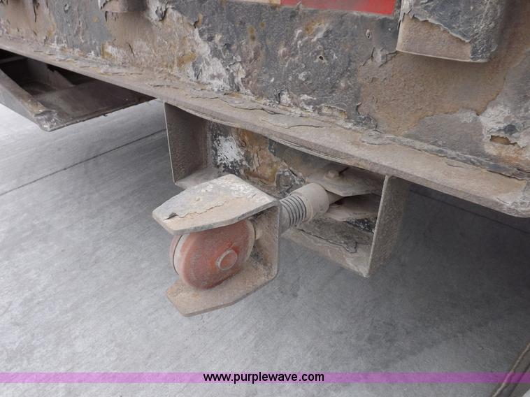 image for item I9190 2006 Ledwell LW48HT2-10-PB Hydratail trailer