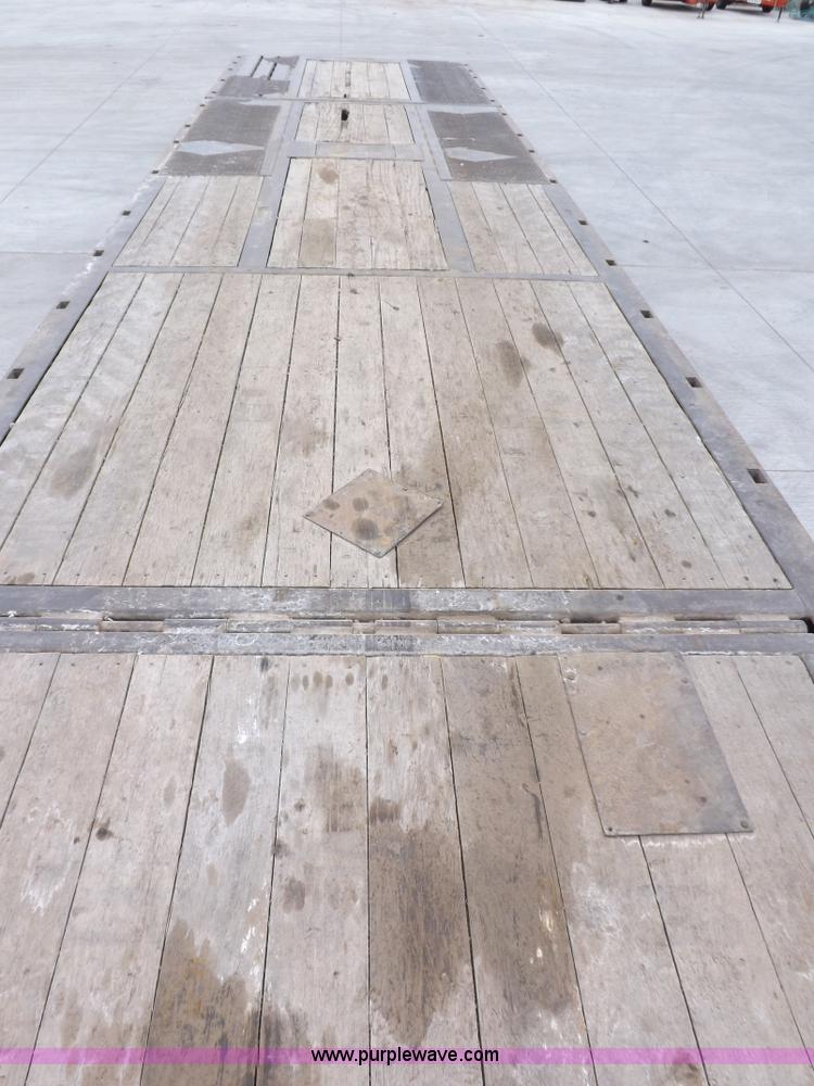 image for item I9190 2006 Ledwell LW48HT2-10-PB Hydratail trailer