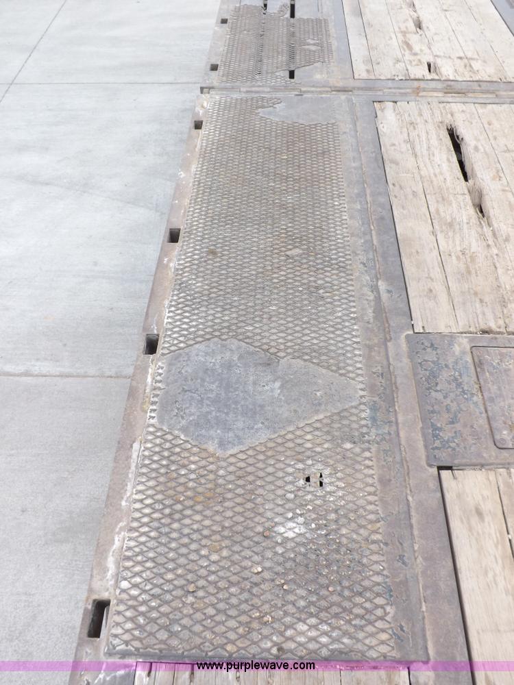 image for item I9190 2006 Ledwell LW48HT2-10-PB Hydratail trailer