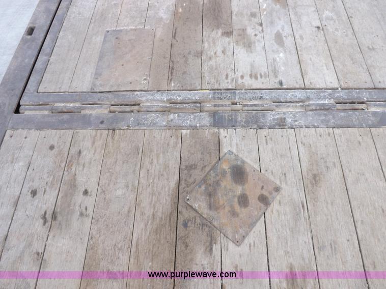 image for item I9190 2006 Ledwell LW48HT2-10-PB Hydratail trailer