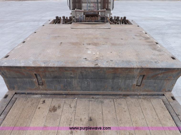 image for item I9190 2006 Ledwell LW48HT2-10-PB Hydratail trailer