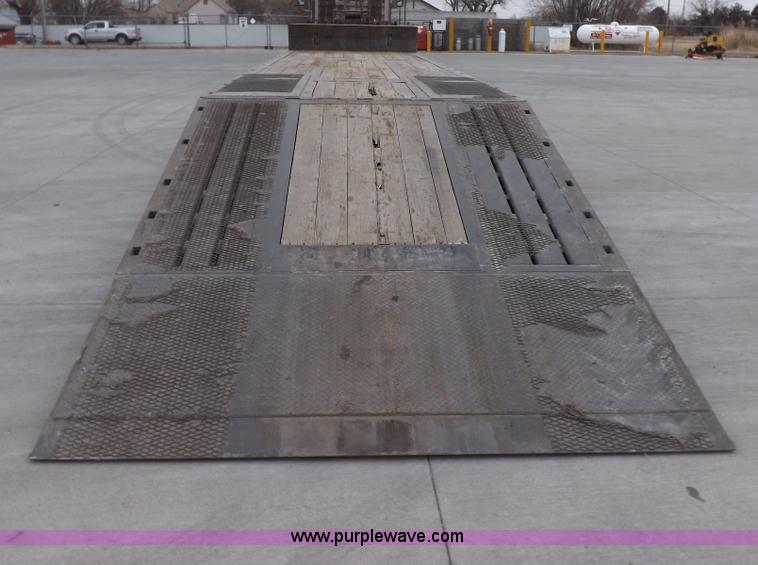 image for item I9190 2006 Ledwell LW48HT2-10-PB Hydratail trailer