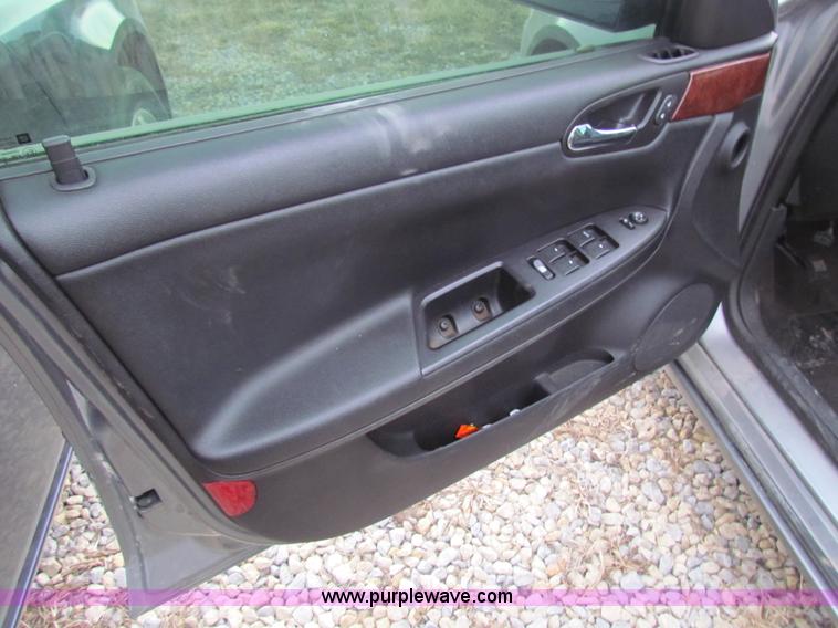 image for item AE9065 2006 Chevrolet Impala Police