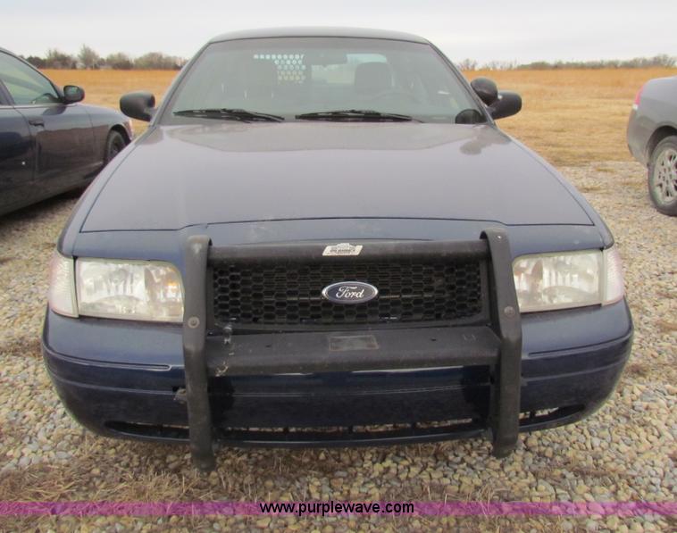 image for item AE9066 2006 Ford Crown Victoria Police Interceptor