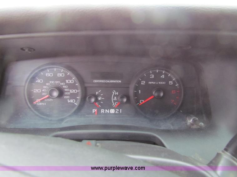 image for item AE9066 2006 Ford Crown Victoria Police Interceptor