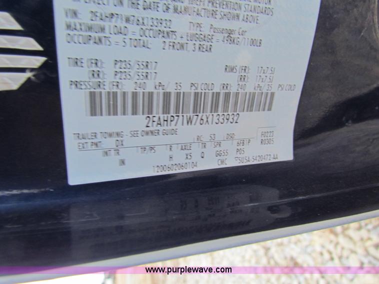 image for item AE9066 2006 Ford Crown Victoria Police Interceptor